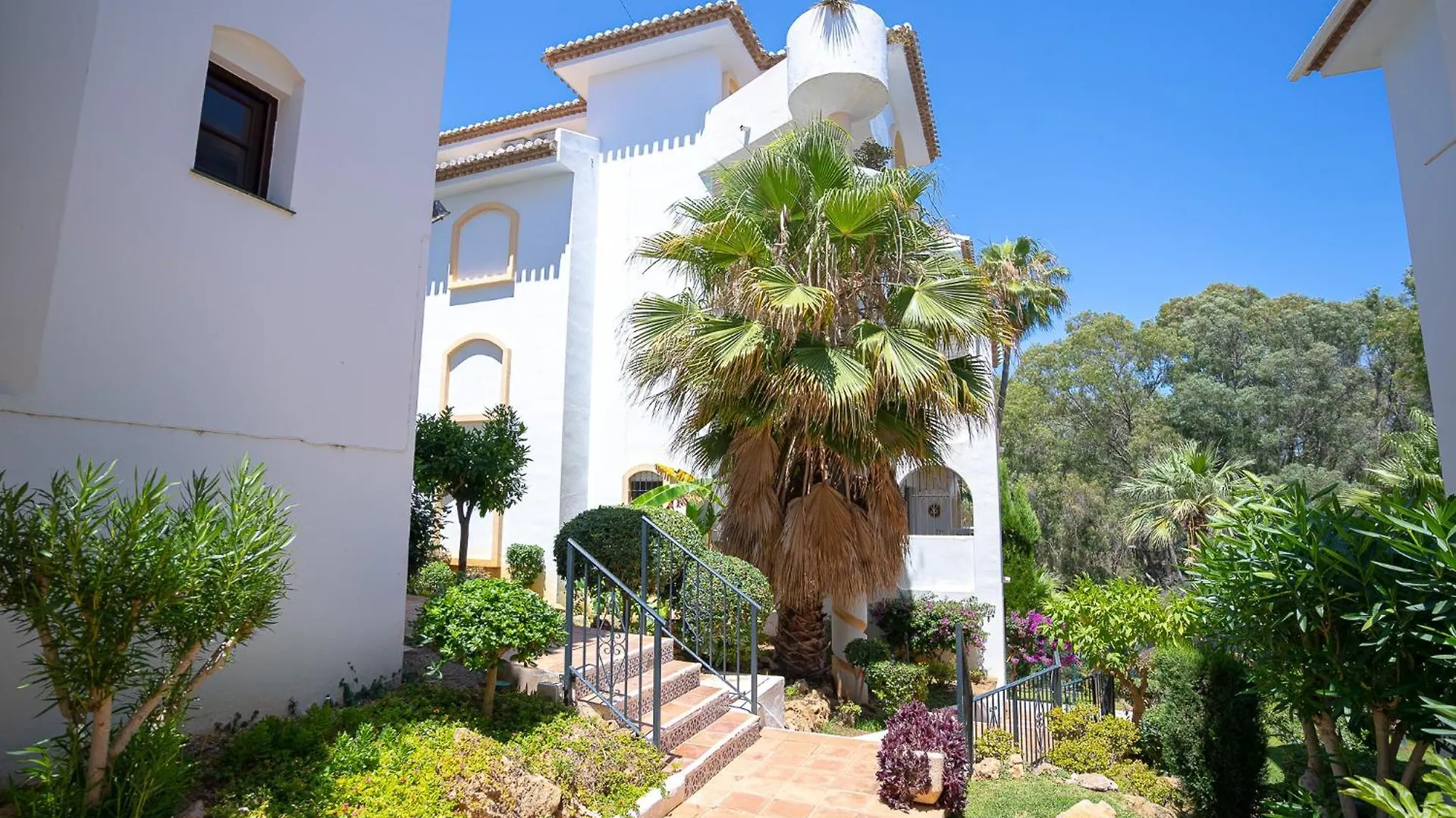 B07 Caserio - Apartment Sitio de Calahonda 0*,  Spanje